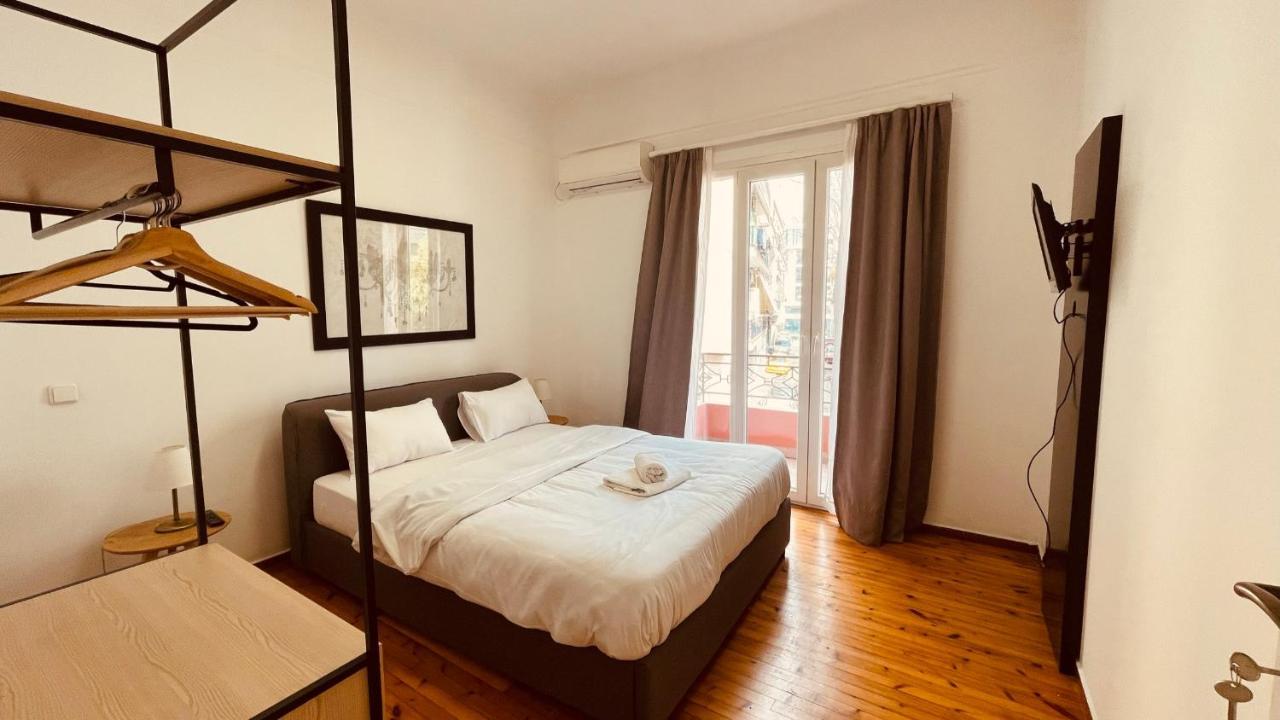 Daisy Apartment 15 Min To Acropolis Athens Exterior photo